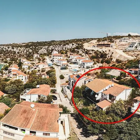 Appartement Fully Renovated One Bedroom With A Seaview - A Sevid